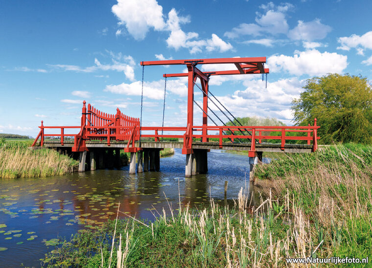 postcard bridge in Oudeschans