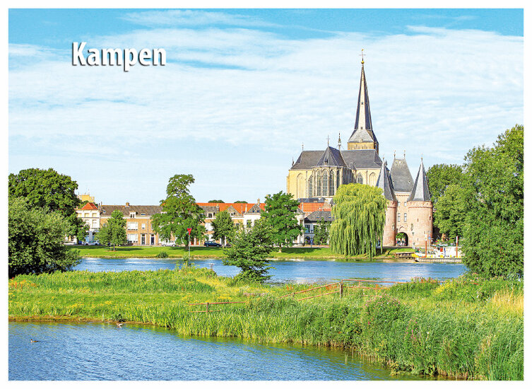 postcard Kampen - Koornmarkt gate (C030)