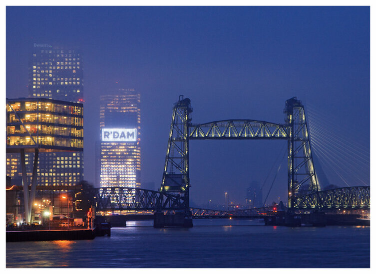 postcard Rotterdam - Koningshaven bridge de Hef (C048)