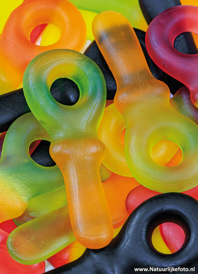 Candy keys postcard (0761)