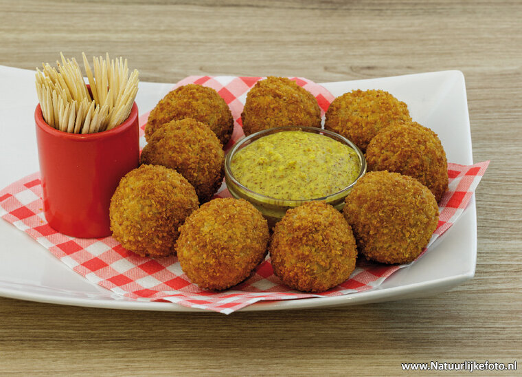 Food postcard - Bitterballen (0514)