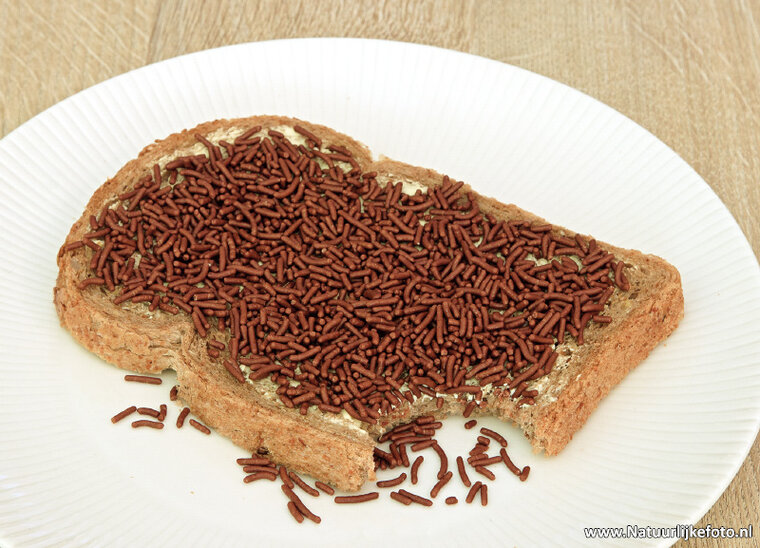 Broodje hagelslag food postcard (0461)
