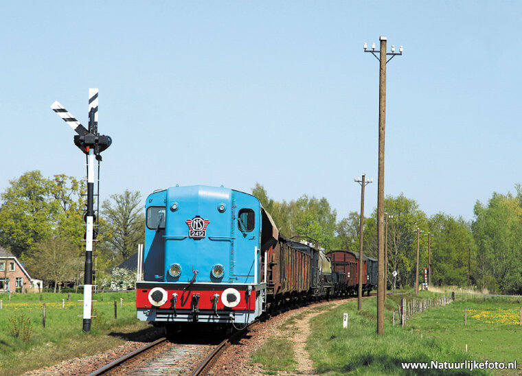 postcard Diesel-electric locomotive - NS 2412 (0343)