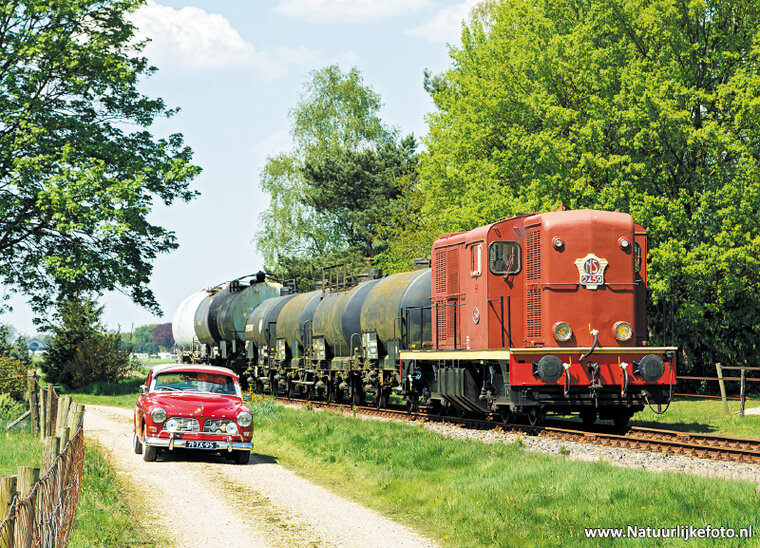 Diesel-electric locomotive postcard - NS 2459 (0344)